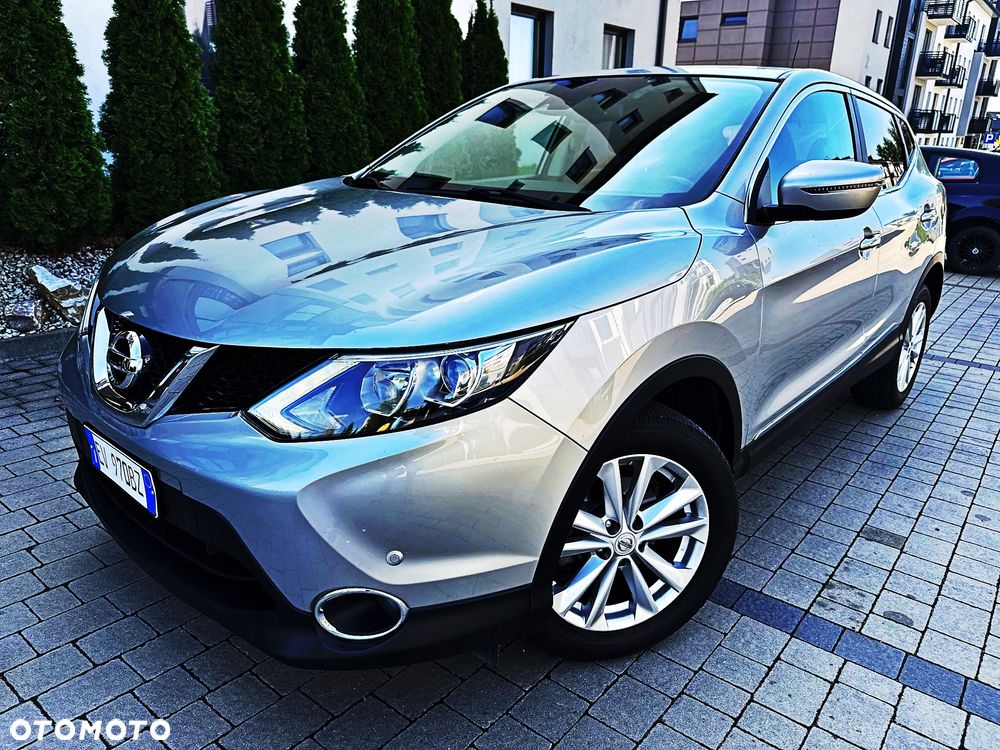 Nissan Qashqai 1.6 dCi Xtronic TEKNA - 2