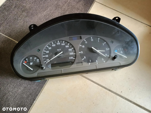Licznik zegary BMW E36 316 318i M43 Europa