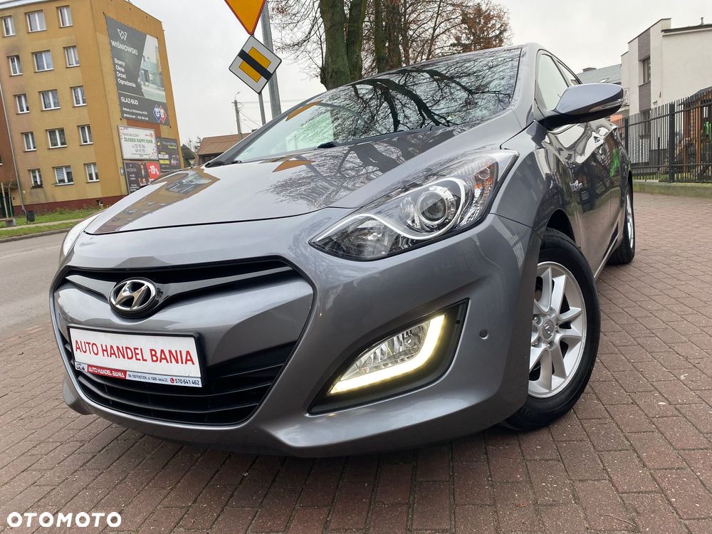 Hyundai i30 blue 1.6 GDI Trend - 24