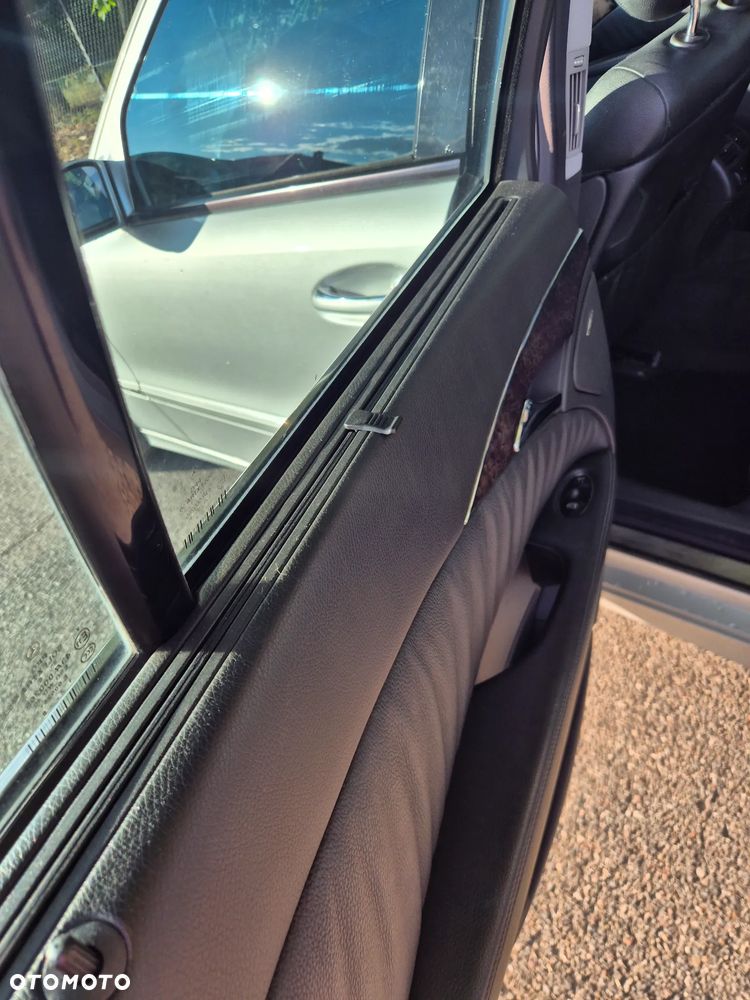 Mercedes-Benz Klasa E 280 CDI T Avantgarde - 14