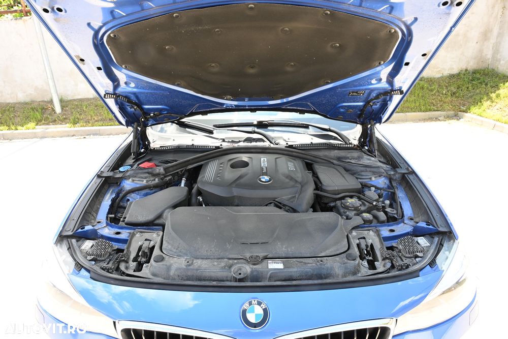 BMW Seria 3 330i xDrive AT M Sport - 15
