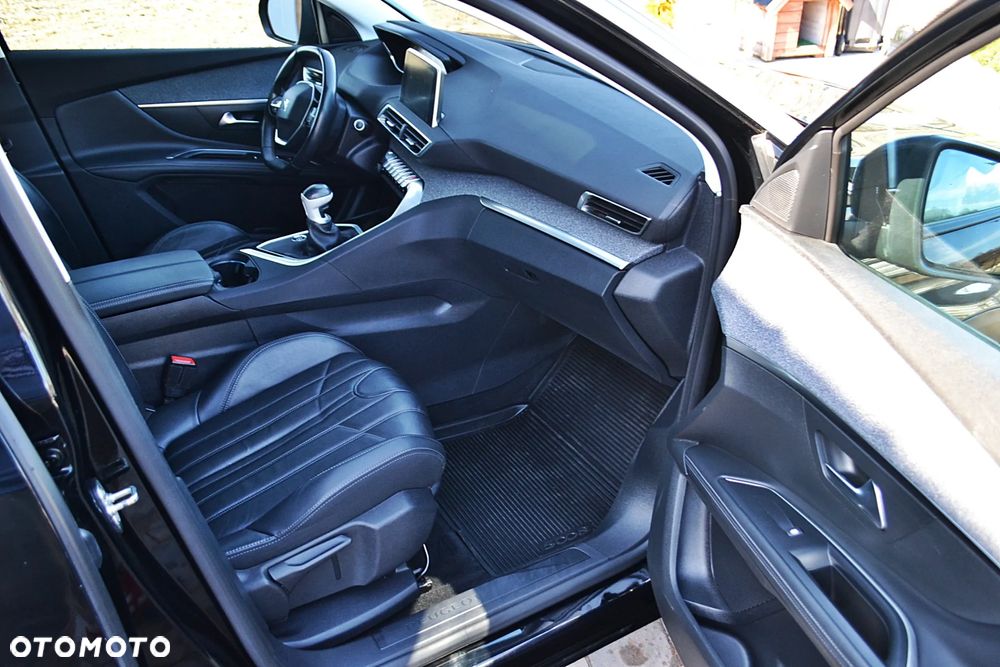 Peugeot 5008 BlueHDI 130 Allure Business-Paket - 21