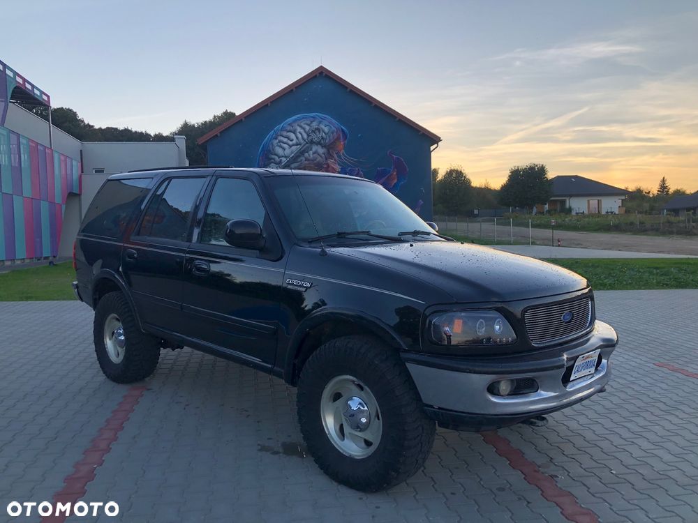 Ford Expedition - 9