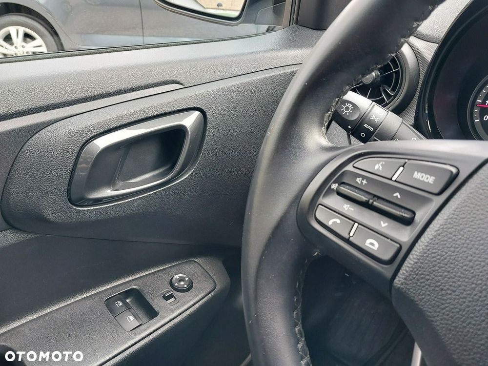 Hyundai i10 2021