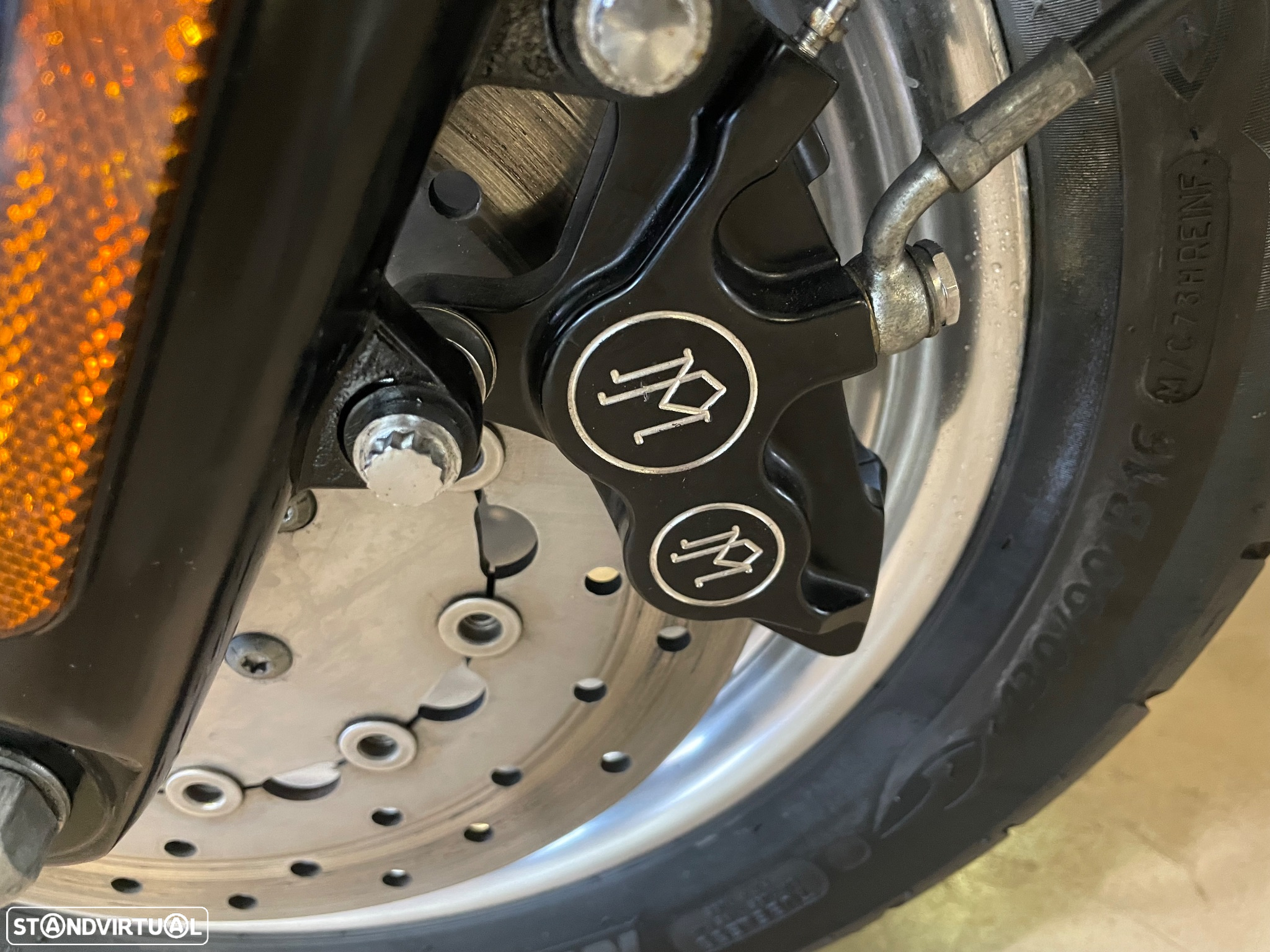 Harley-Davidson Dyna Fat Bob - 14