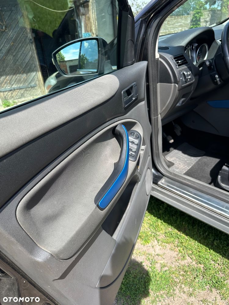 Ford Kuga 2.0 TDCi Trend - 11