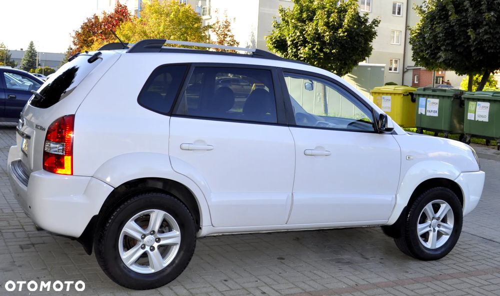 Hyundai Tucson 2.0 2WD GLS - 11