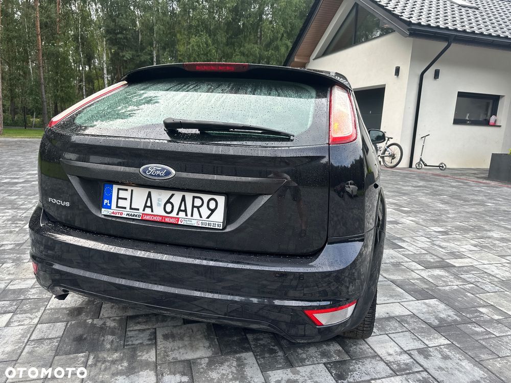 Ford Focus 2.0 16V Titanium - 29