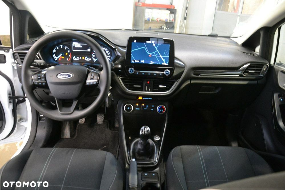 Ford Fiesta - 20
