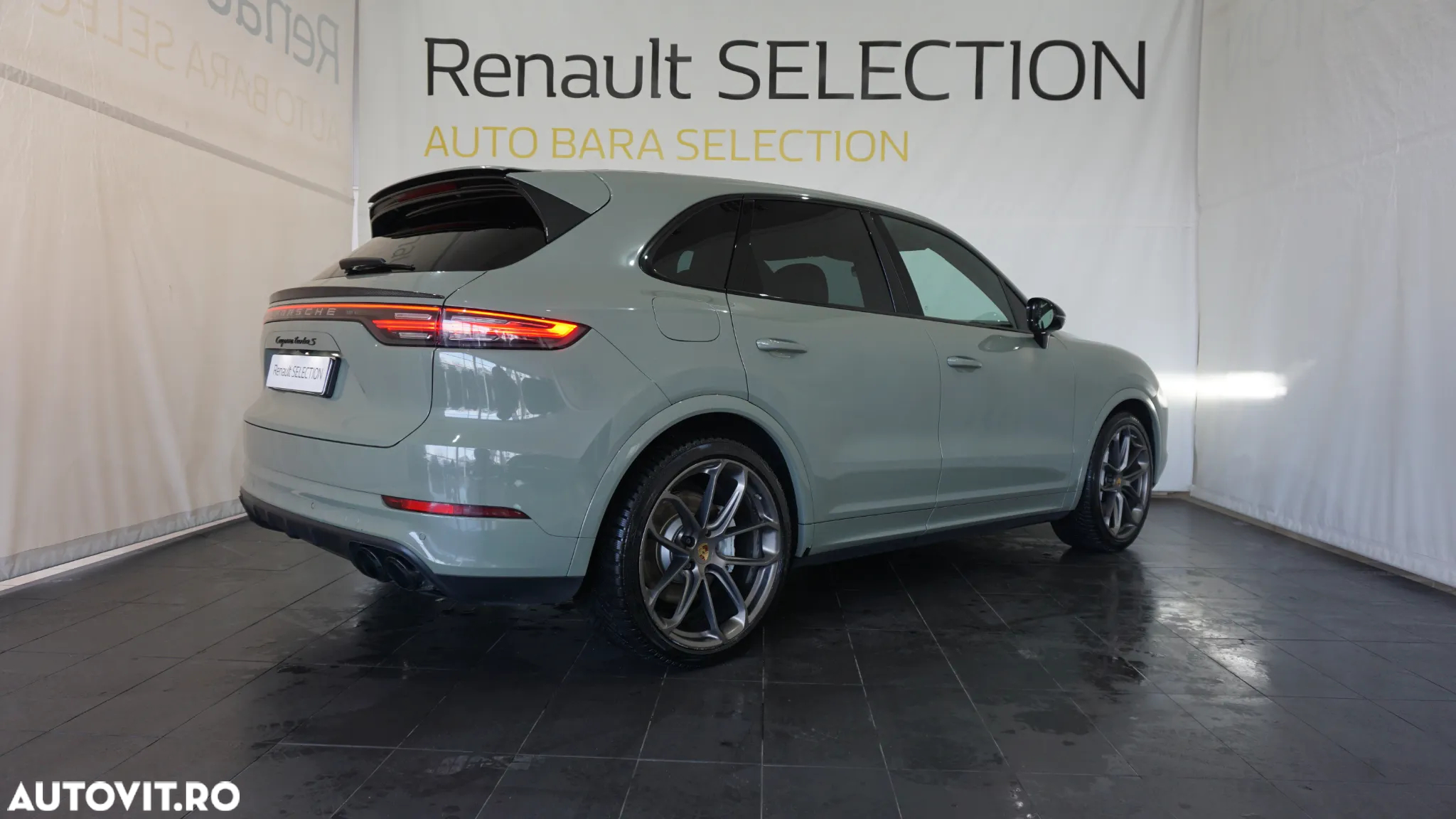 Porsche Cayenne Turbo - 3