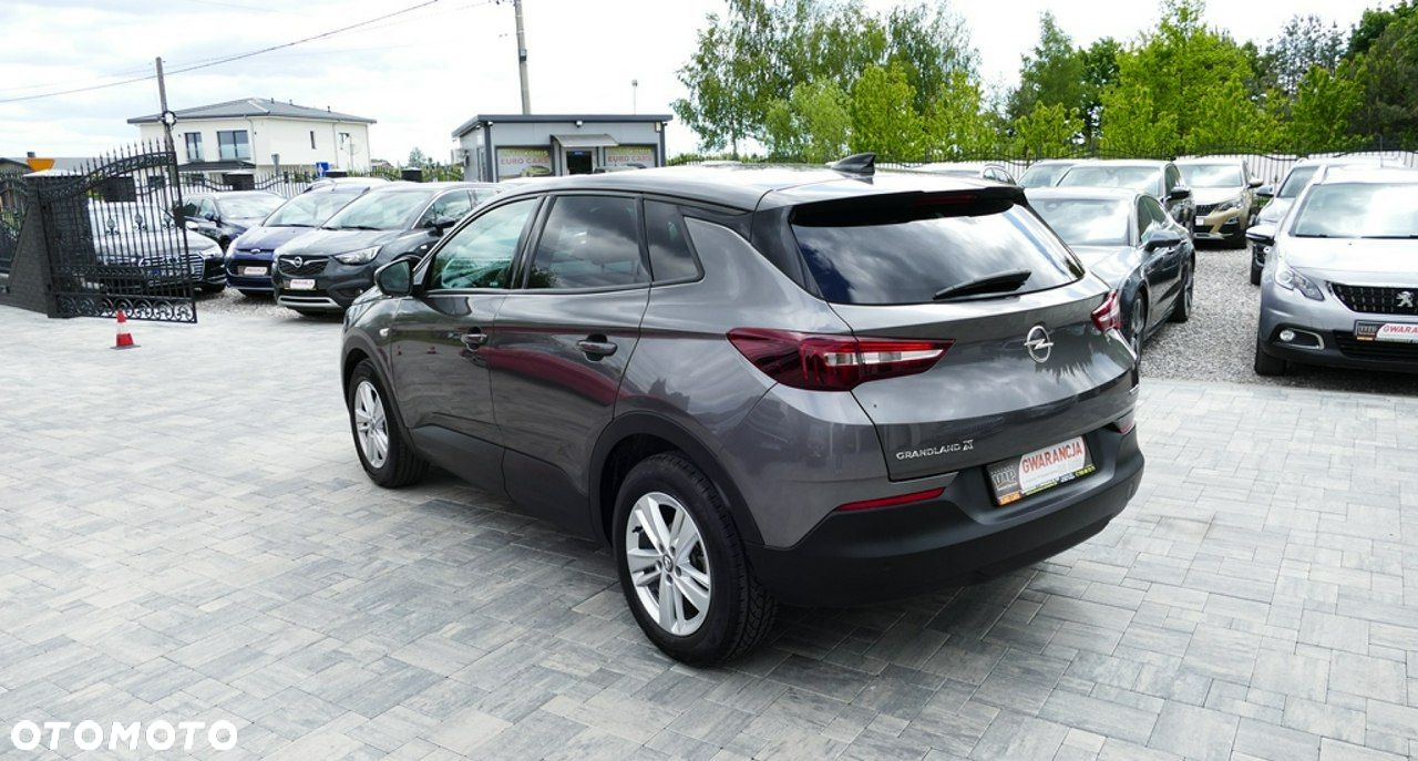 Opel Grandland X 1.2 T GPF Design Line S&S - 8