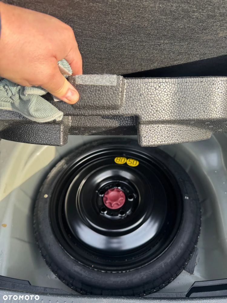 Toyota Corolla 1.5 Comfort - 12