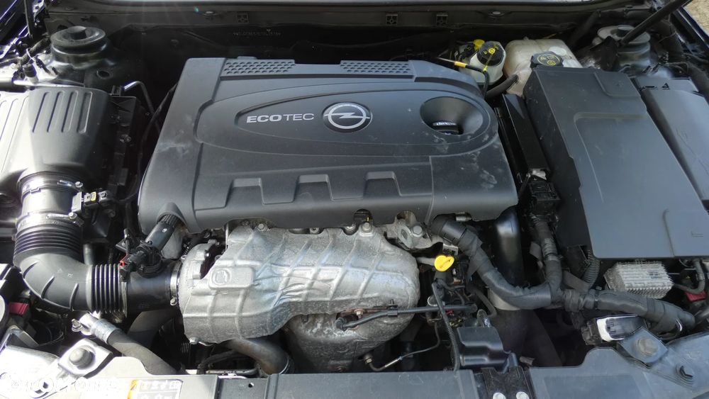 Opel Insignia 1.8 Cosmo - 31