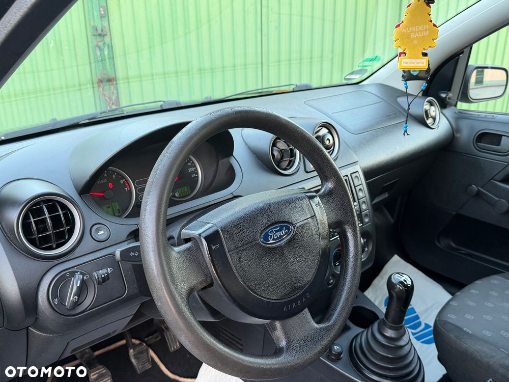 Ford Fiesta - 14