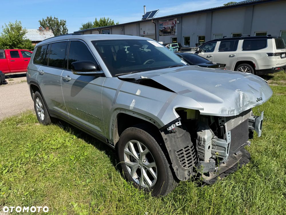 Jeep Grand Cherokee - 18