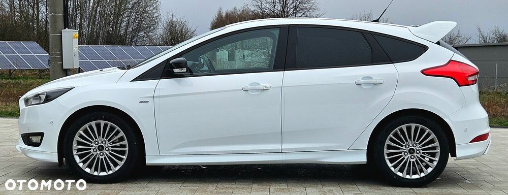 Ford Focus 1.5 EcoBoost STart-Stopp-System ST-LINE - 12