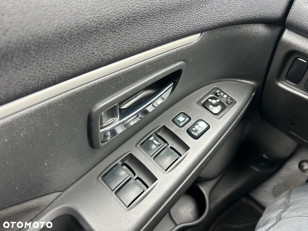 Mitsubishi ASX 1.8 DI-D 2WD Intense - 19