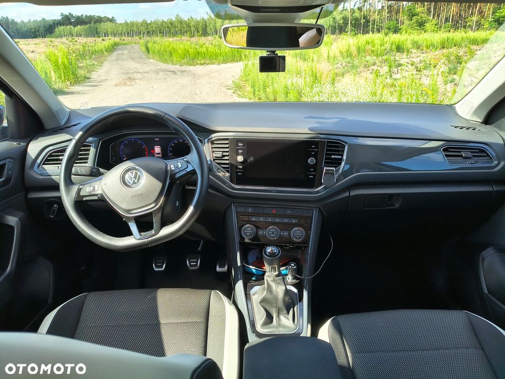 Volkswagen T-Roc 1.5 TSI GPF ACT Active - 6