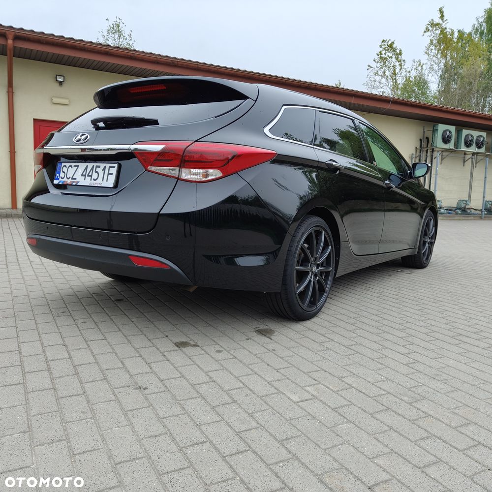Hyundai i40 Kombi 1.7 CRDi DCT Premium - 24