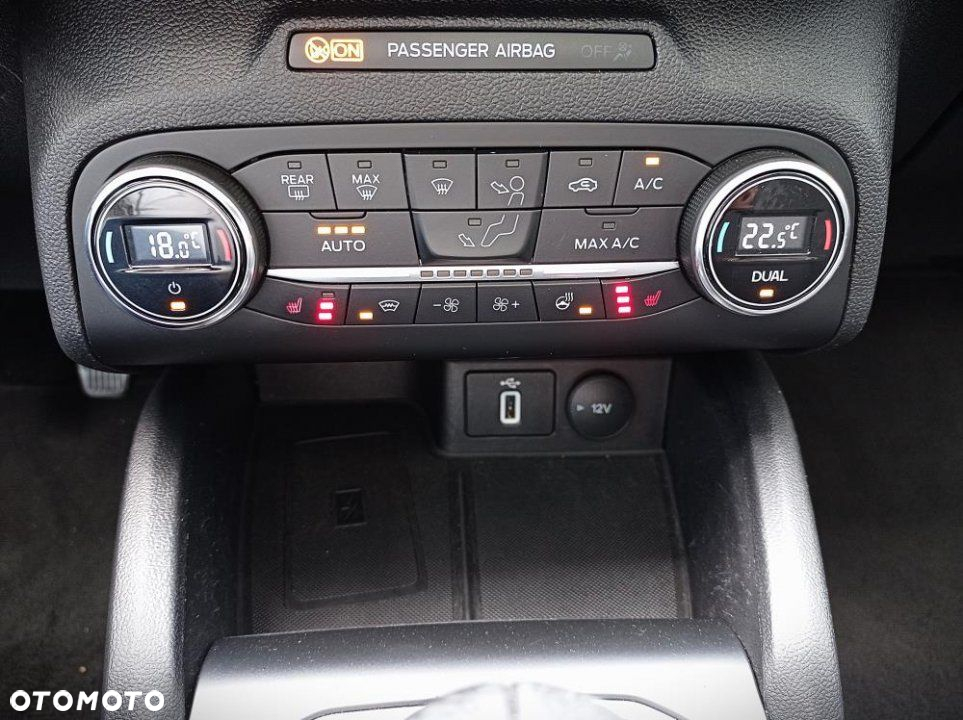 Ford Focus - 31