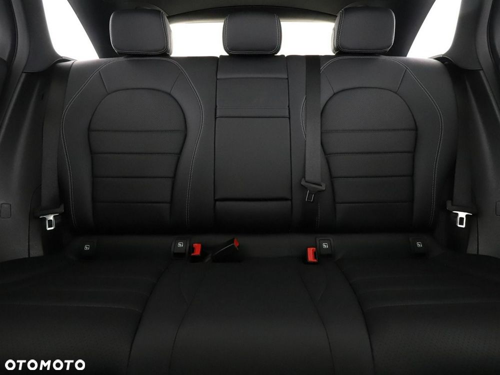 Mercedes-Benz GLC 300 de 4Matic 9G-TRONIC AMG Line - 19