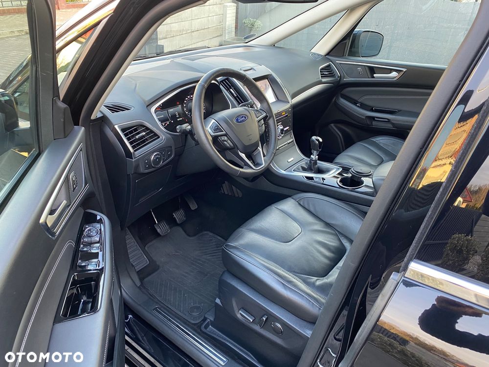 Ford S-Max 2.0 EcoBlue Titanium - 12