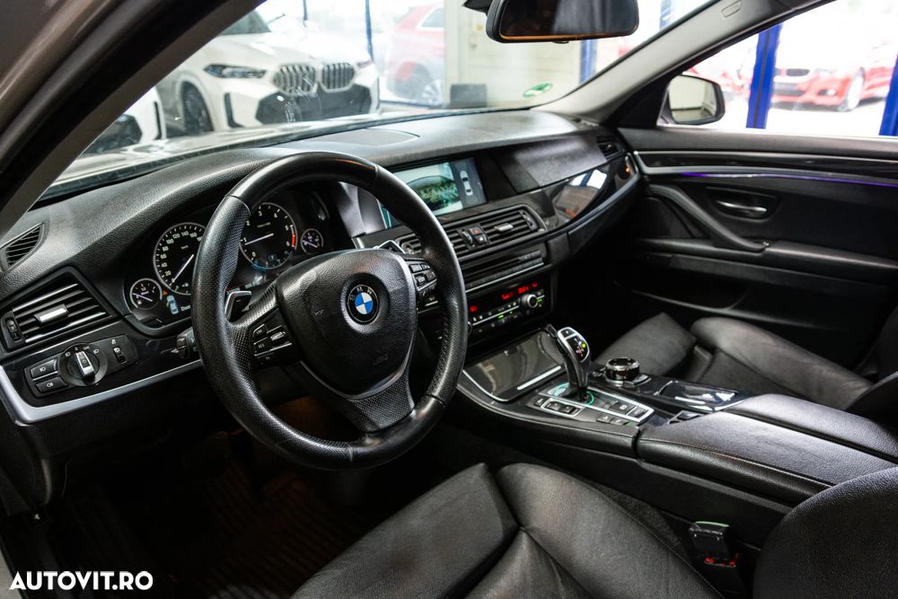 BMW Seria 5 525d xDrive - 6