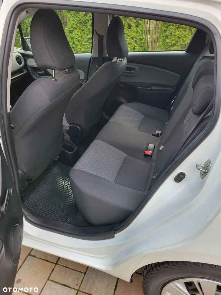 Toyota Yaris - 11