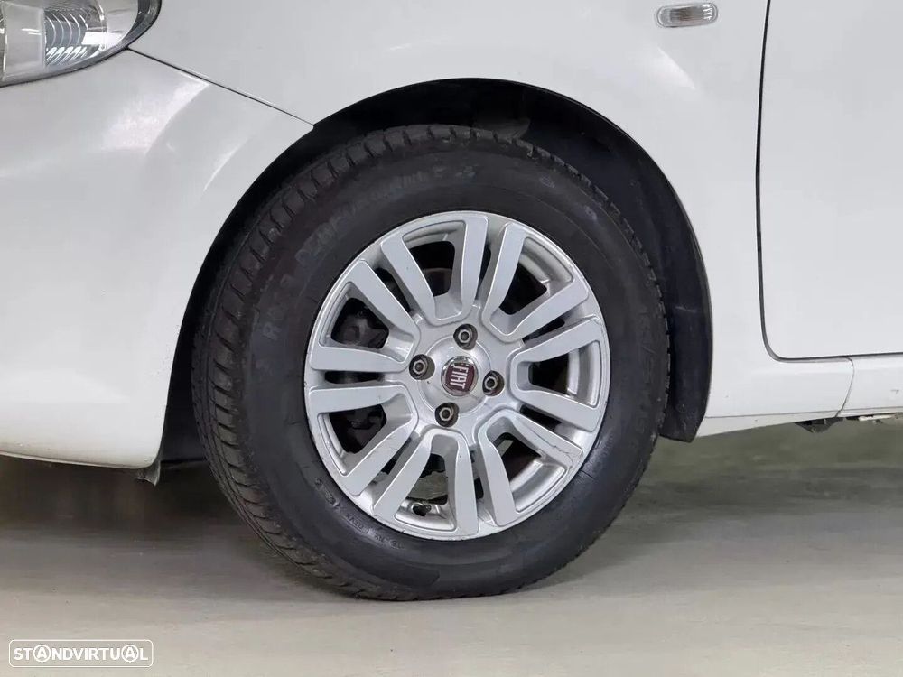Fiat Punto 1.2 Lounge S&S - 15