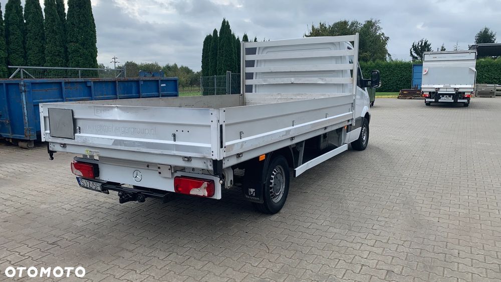 Mercedes-Benz Sprinter - 3