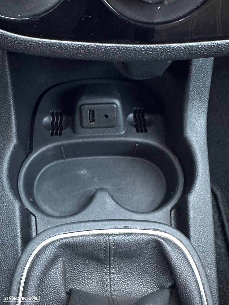 Opel Corsa 1.4 Black Edition - 10