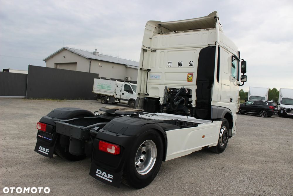 DAF XF 106.480 /LODÓWKA / OPONY 90% / RETARDER/KLIMA POSTOJOWA /**SERWIS FR **/ IDEALNY STAN / - 13