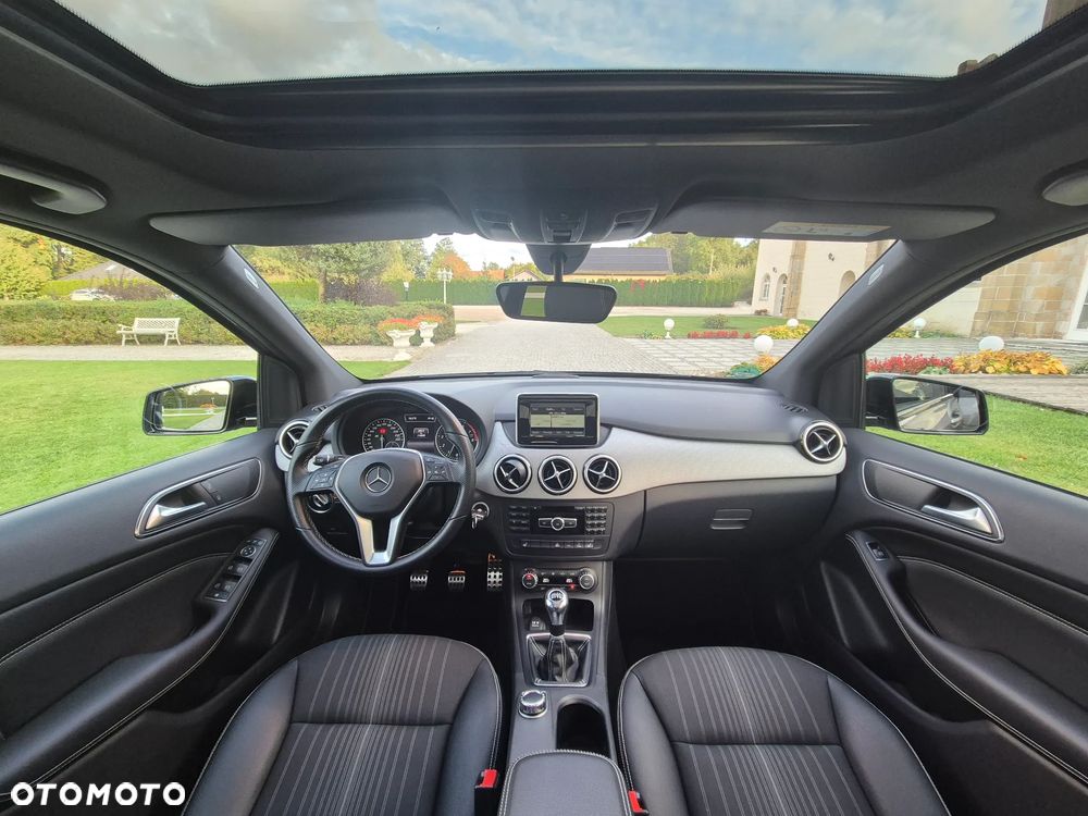 Mercedes-Benz B-Class 2014 photo 3