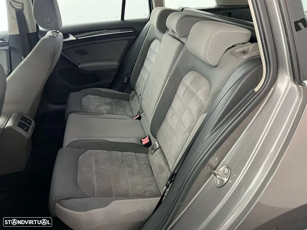 VW Golf Variant 1.6 TDi Highline - 9