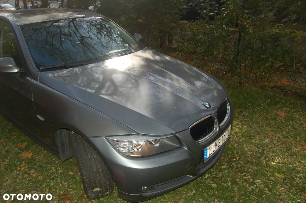 BMW Seria 3 320i - 4