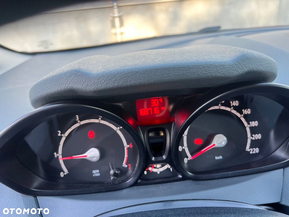 Ford Fiesta 1.25 Viva - 6
