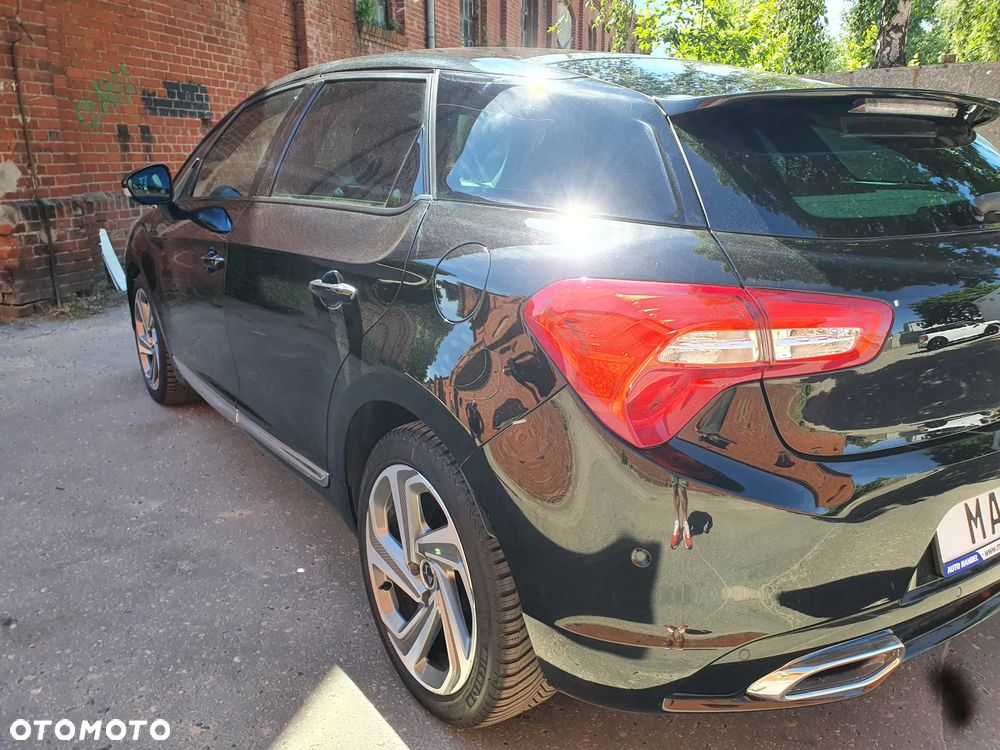 DS Automobiles DS 5 - 7