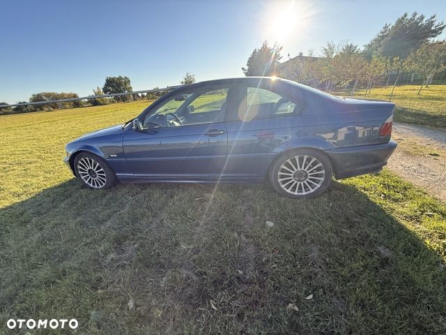 BMW Seria 3 2001 photo 4