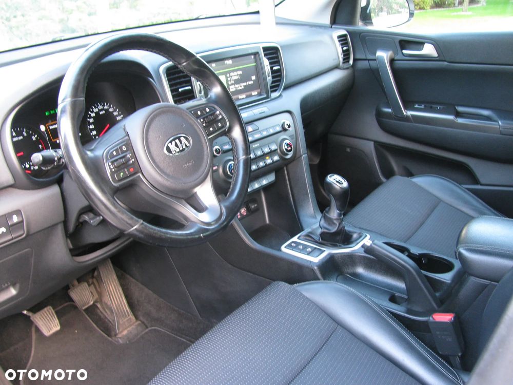 Kia Sportage 1.6 GDI 2WD Attract - 16
