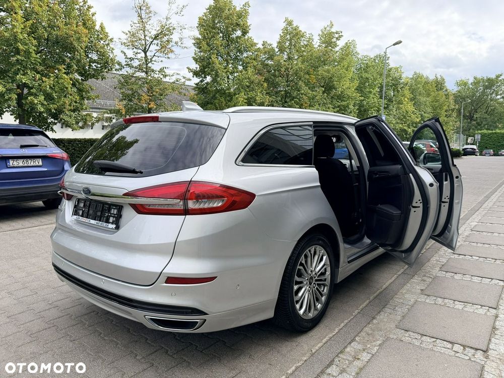 Ford Mondeo - 17