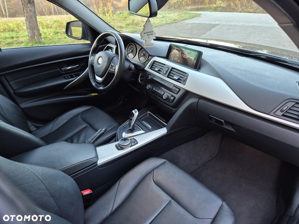 BMW Seria 3 320d Efficient Dynamics Edition - 16