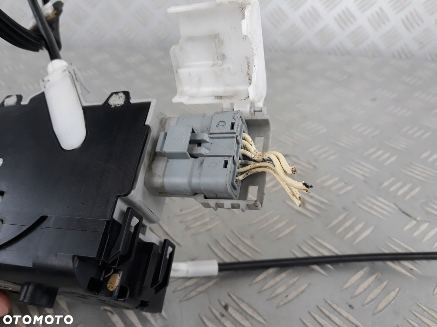 6 PIN zamek drzwi lewy przód przedni PEUGEOT 407 COUPE Europa - 5