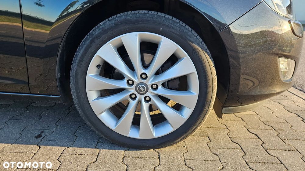Opel Astra 1.6 T Sport - 21