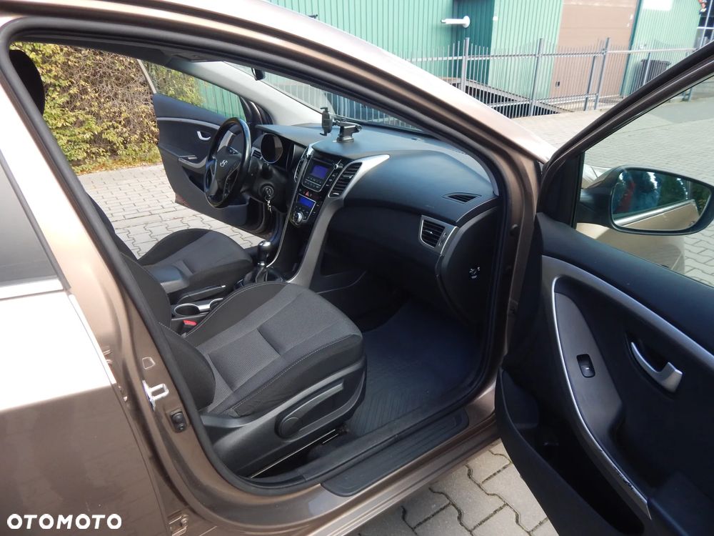 Hyundai i30 1.6 CRDi Comfort - 19