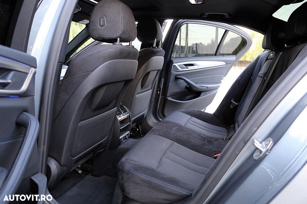 BMW Seria 5 520d xDrive AT - 14