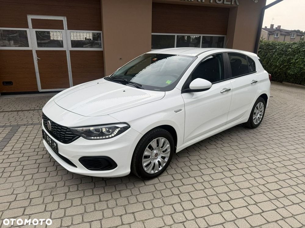Fiat Tipo 1.4 T-Jet Easy - 12