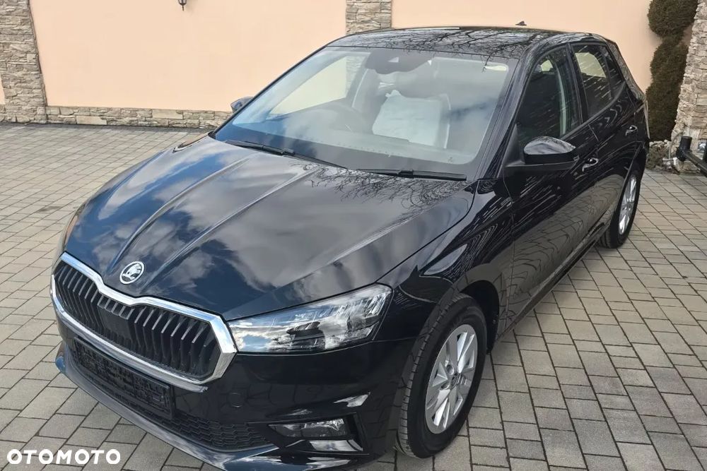 Skoda Fabia 1.0 TSI Drive DSG - 2