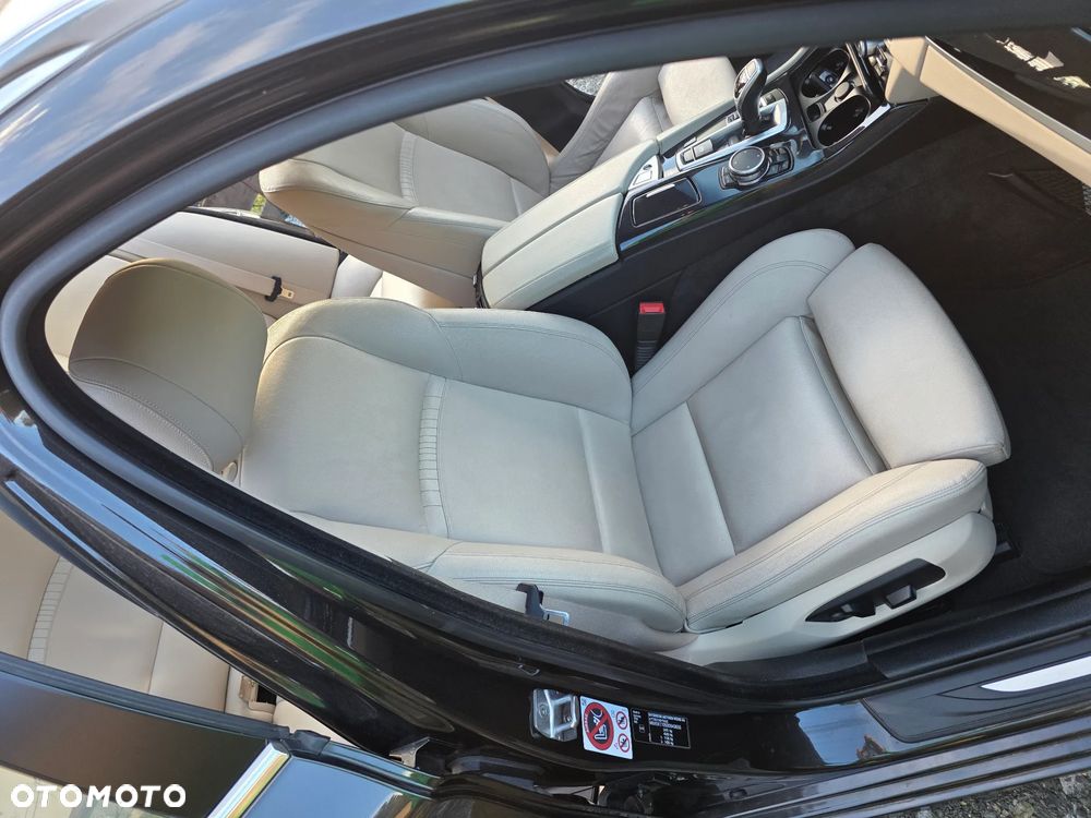 BMW Seria 5 530d - 12