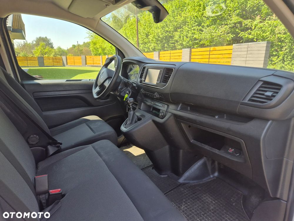 Opel Vivaro - 8