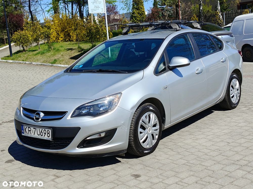 Opel Astra 1.6 Sport - 34